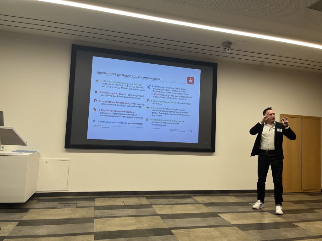 Innovatives Unternehmen TTBS Thüringen bei einer Präsentation zu Digitalisierungsergebnissen.