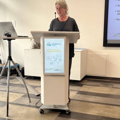 Nachhaltige Transformation bei TTBS Thüringen, Expertin bei Podiumsdiskussion.